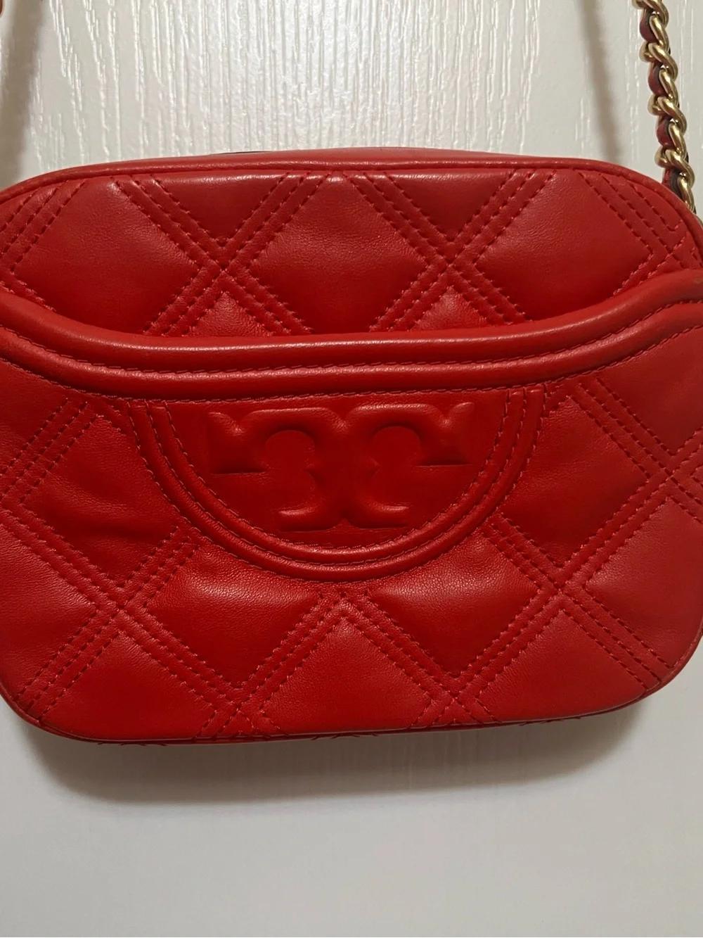 Tory Burch Red Quilted leather Shoulder Bag with braided leather/Gold Chai Strap